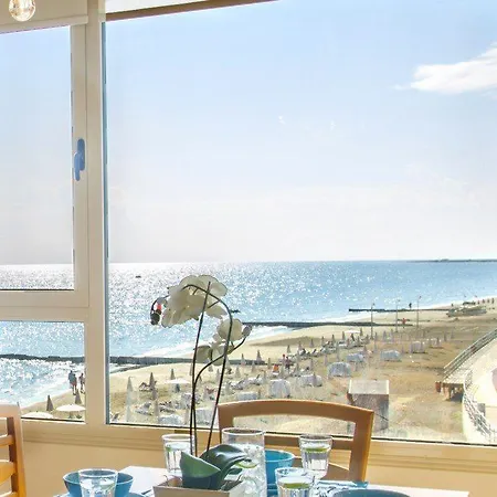 At Last Your Luxury In Mackenzie Eftyhia * Larnaca