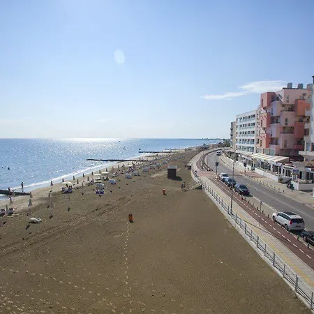 At Last Your Luxury In Mackenzie Eftyhia * Larnaca